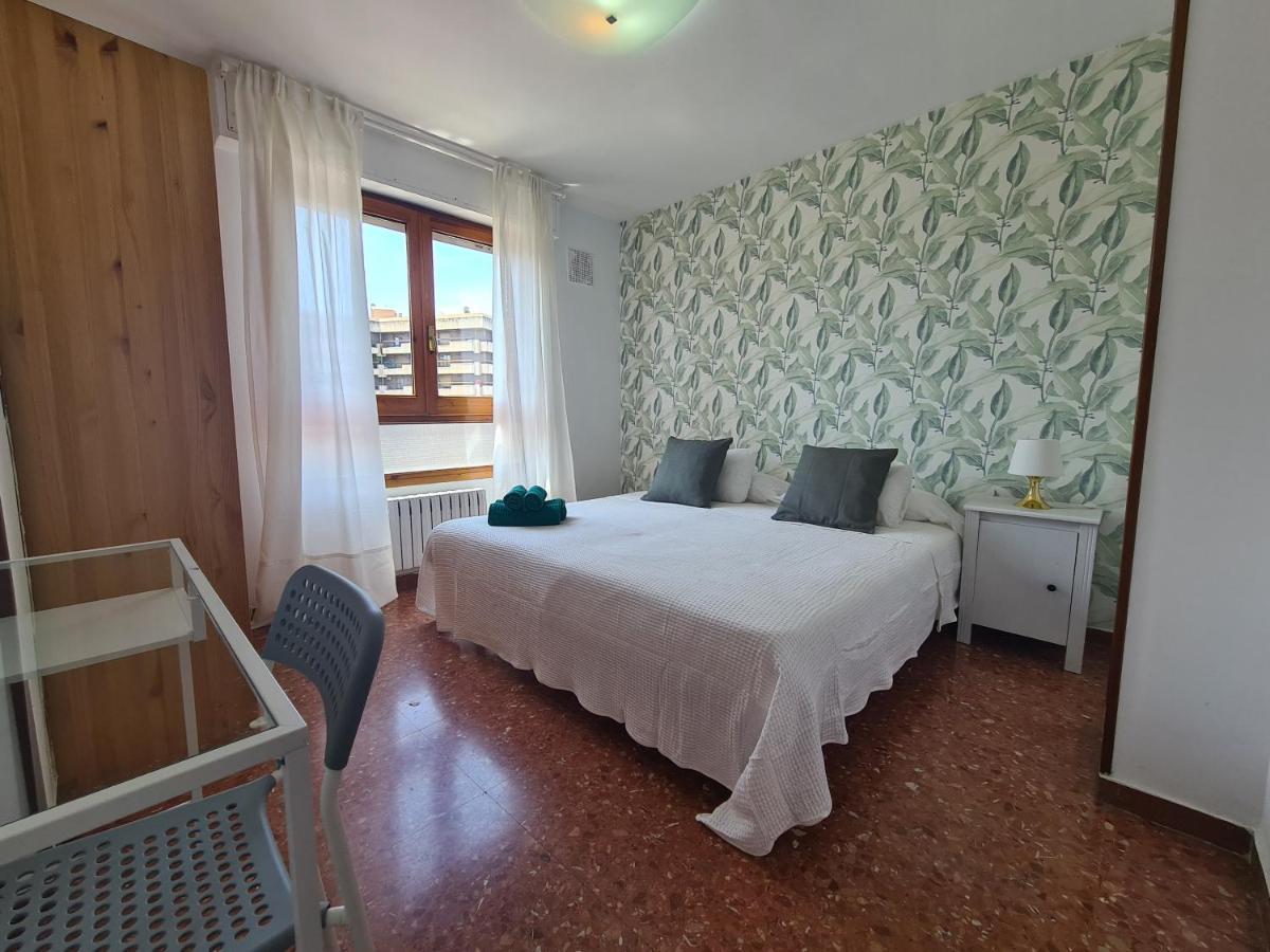 Dos Torres Tauriel - Espacioso Apartamento Con Impresionantes Vistas Y Garaje Privado Zaragoza Exterior photo
