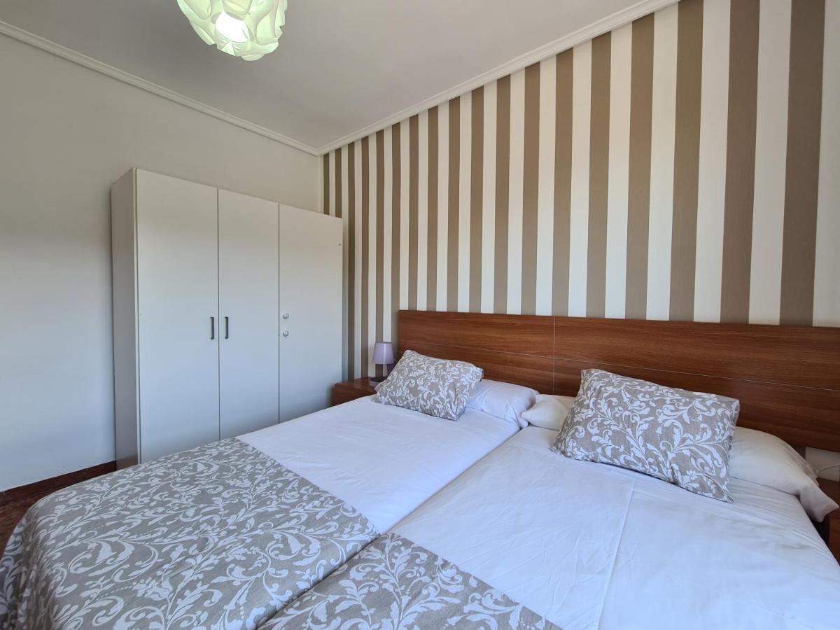 Dos Torres Tauriel - Espacioso Apartamento Con Impresionantes Vistas Y Garaje Privado Zaragoza Exterior photo